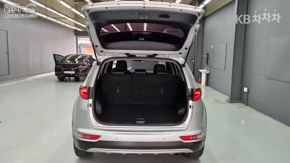 Киа Sportage 4-то поколениеДизел 2.0 2WD Престиж - 18