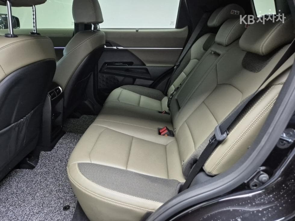 (227ner9464)KG Mobility Torres(J100)1.5 GDI Turbo T7 - 12