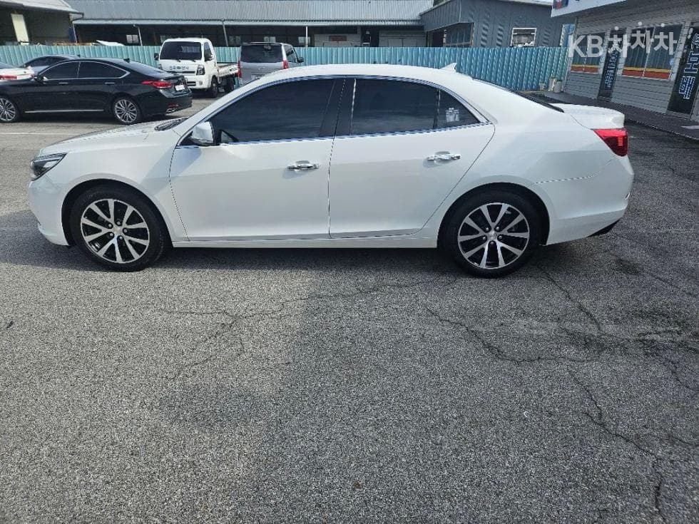 Джи Ем Корея Chevrolet Малібу2.0 LTZ Deluxe Pack - 3