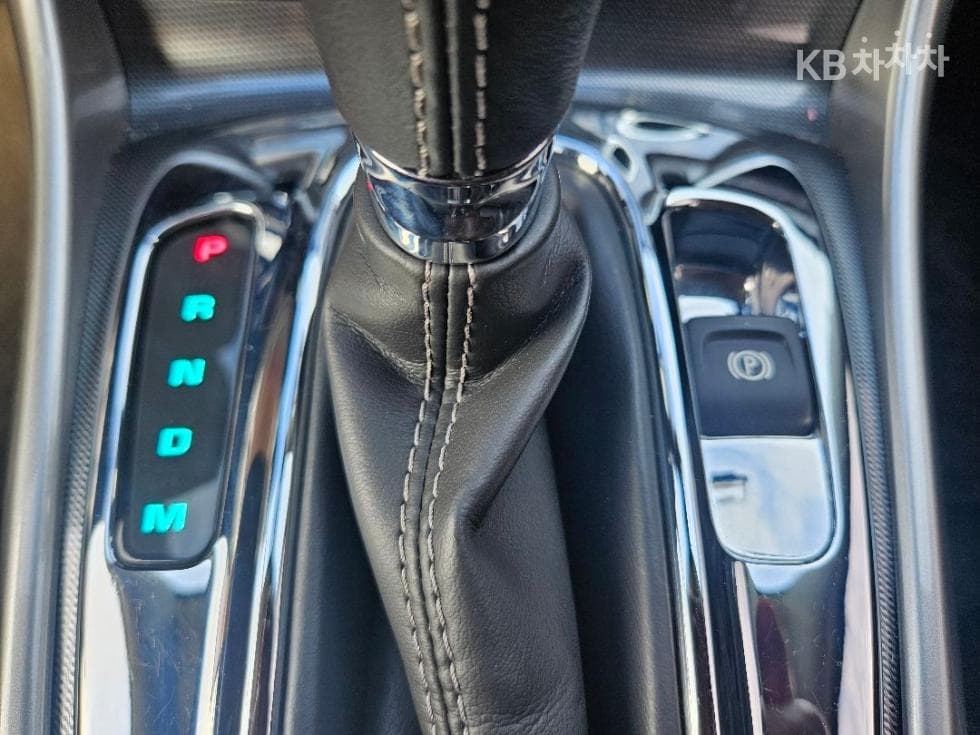 Джи Ем Корея Chevrolet Малібу2.0 LTZ Deluxe Pack - 14