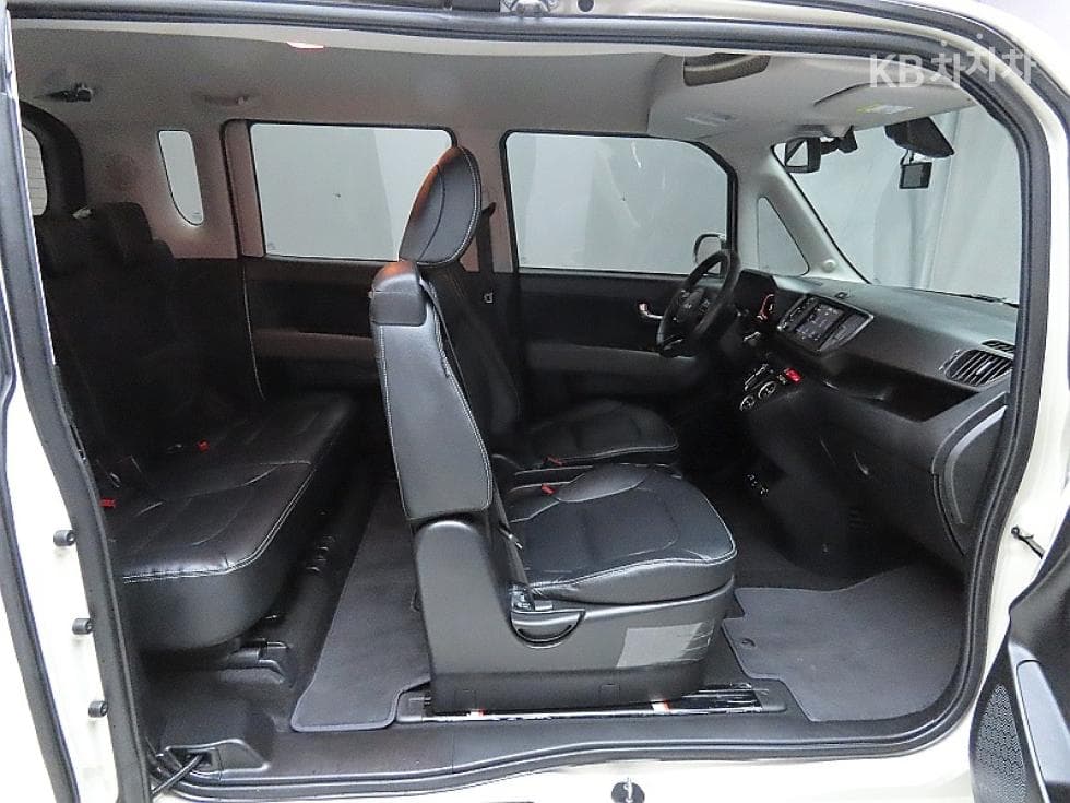 Киа The New (фейслифт) Киа Рей (ван)1.0 Бензин Престиж - 12