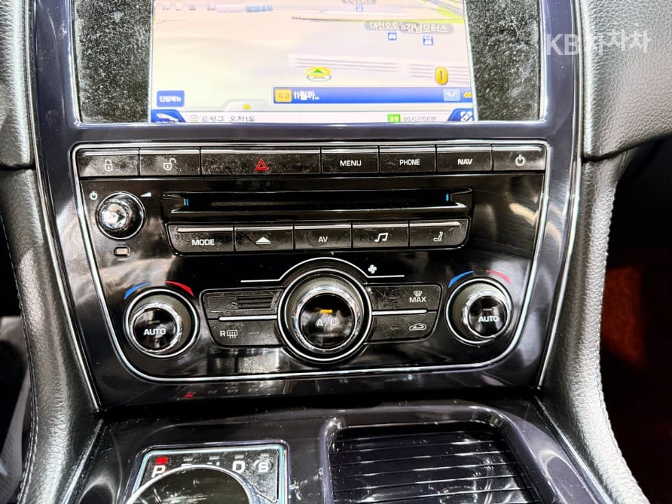 (39No.4541)Jaguar All New XJ2.0 Luxury LWB X351 - 9