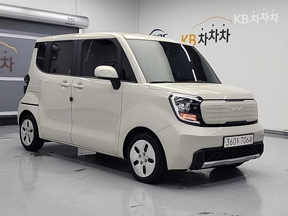 Kia The New Kia Ray Van 1.0 Gasoline Van 2-Passenger Prestige Special - Image 4