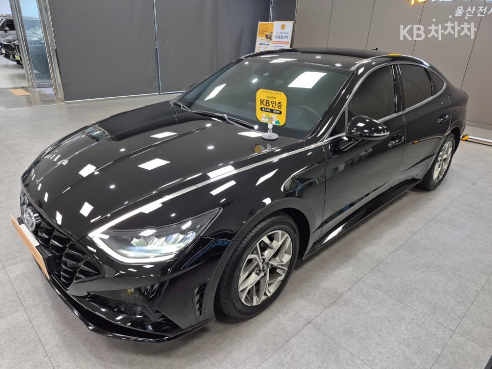 Hyundai Sonata (DN8) 2.0 Premium Plus - Image 1