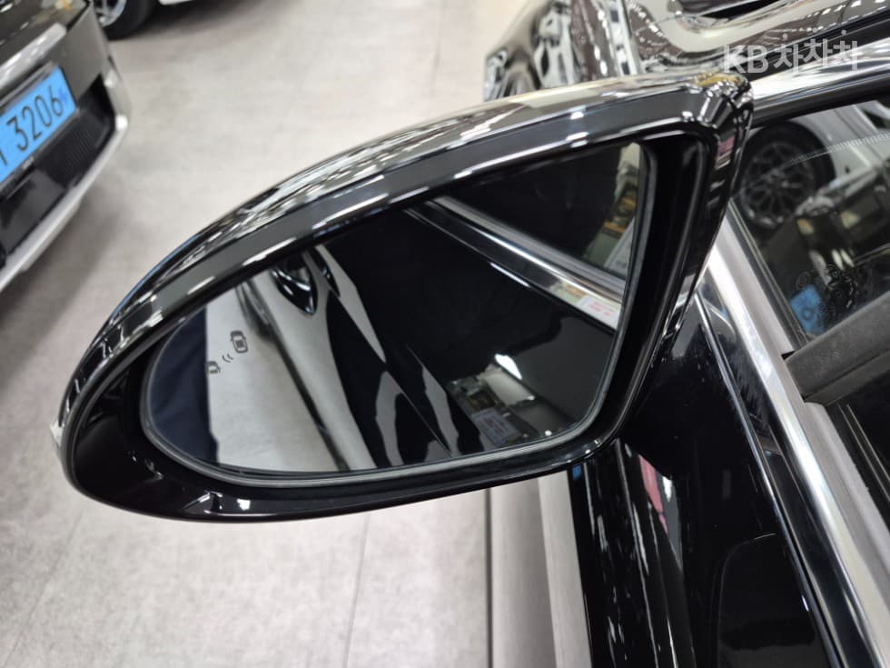 (234no5921)Hyundai Sonata (DN8)2.0 Premium Plus - 10