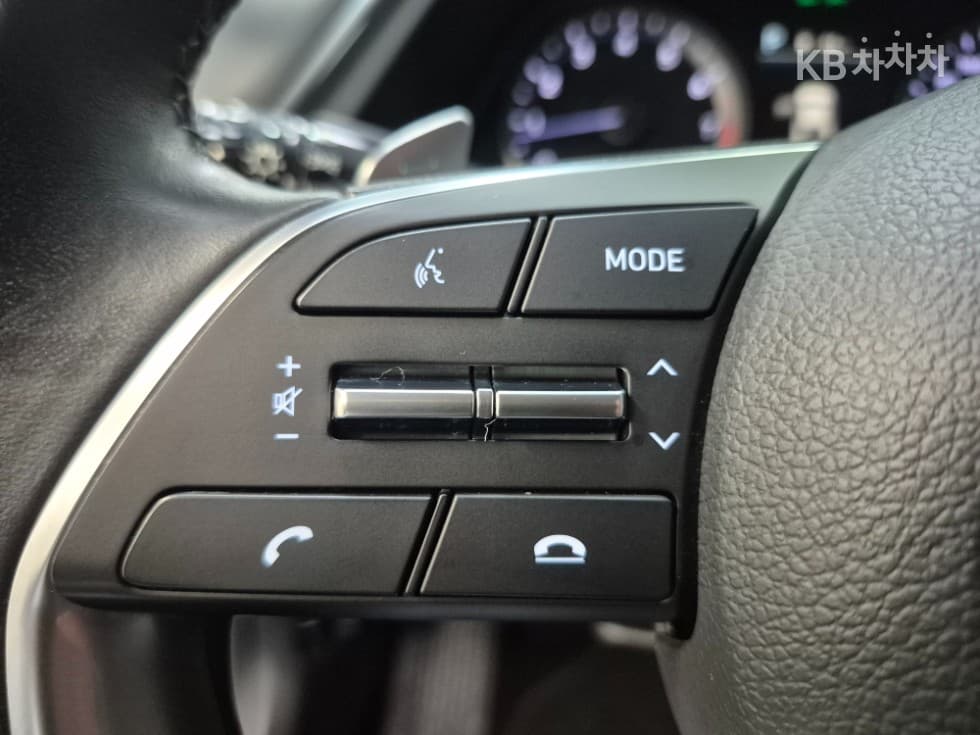 (234no5921)Hyundai Sonata (DN8)2.0 Premium Plus - 16