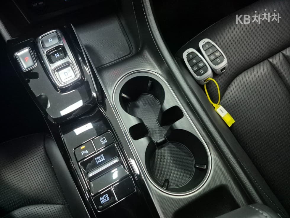 (234no5921)Hyundai Sonata (DN8)2.0 Premium Plus - 21