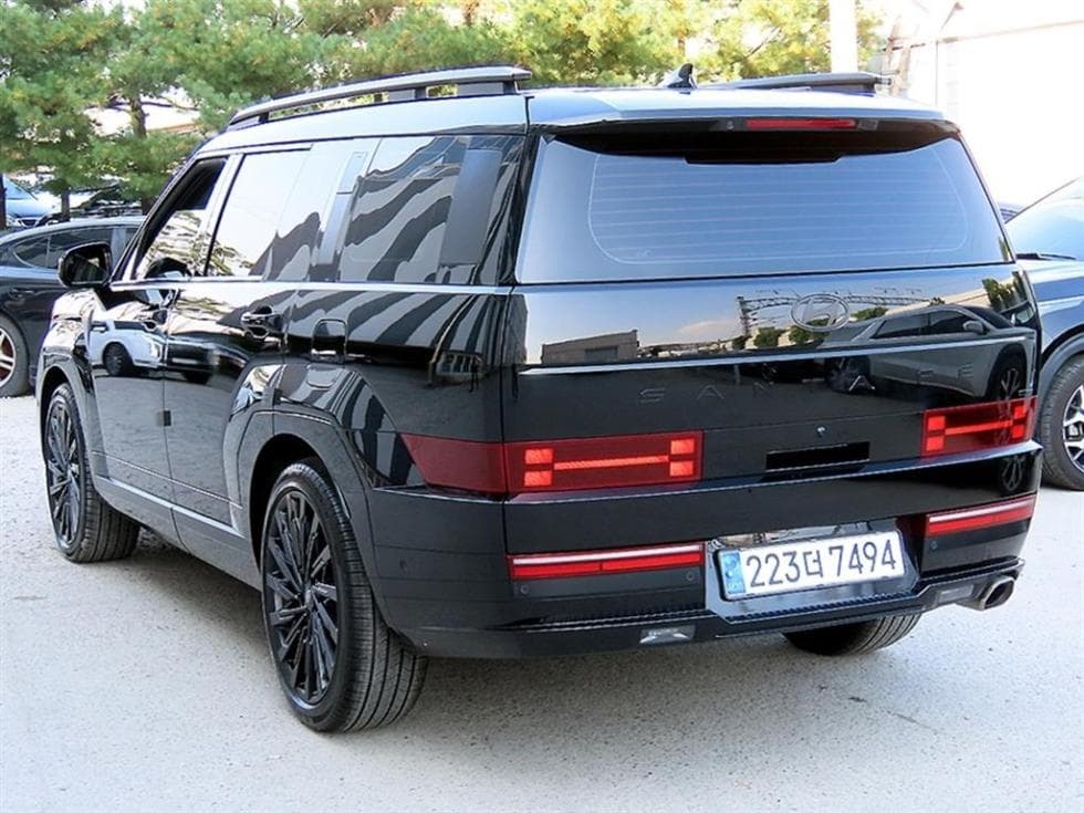 Hyundai All New Santa Fe MX5 Gasoline 2.5T AWD Calligraphy - Image 3