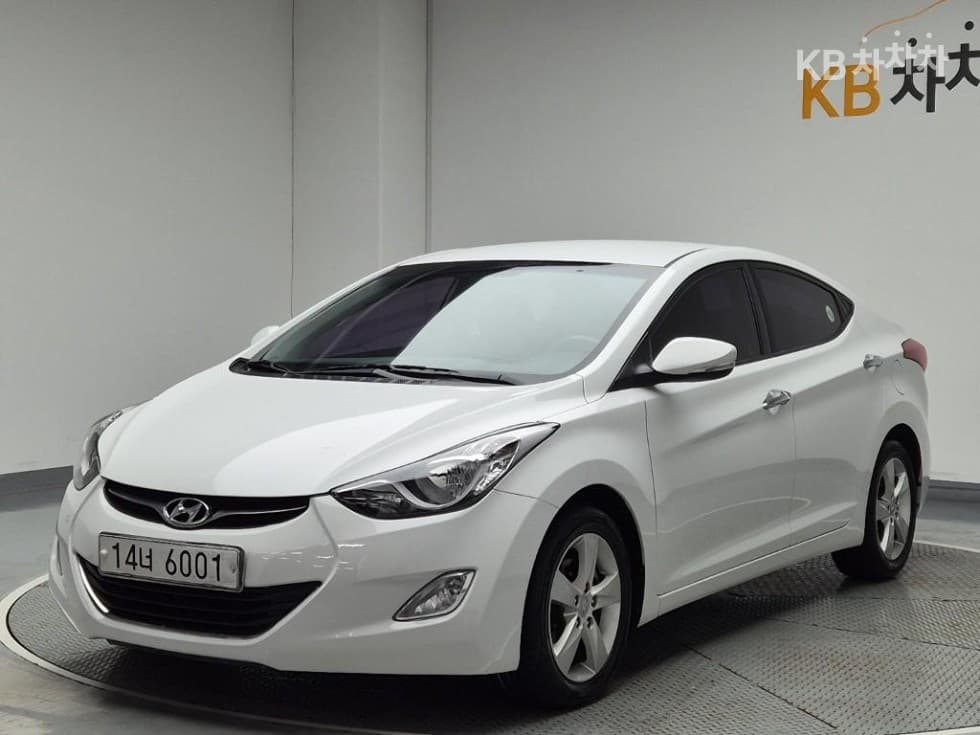 Hyundai AvanteMD M16 GDi LUXURY - Image 1