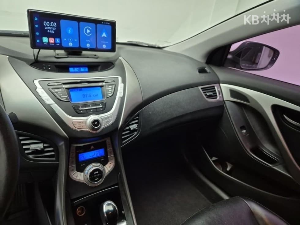 (14N6001)Hyundai AvanteMDM16 GDi LUXURY - 10