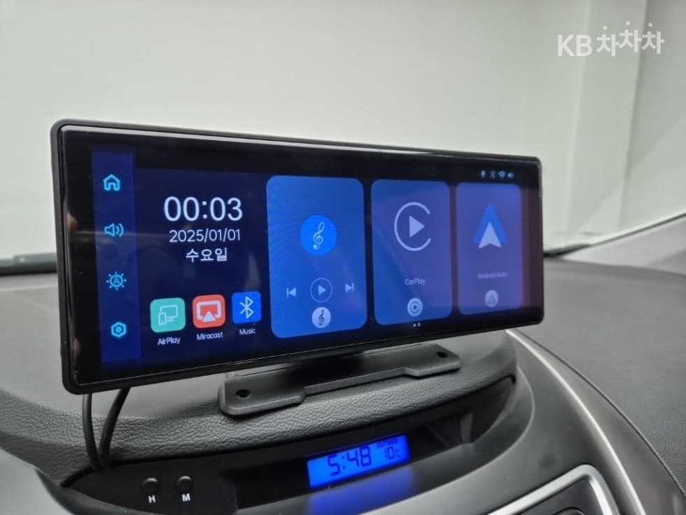 (14N6001)Hyundai AvanteMDM16 GDi LUXURY - 13