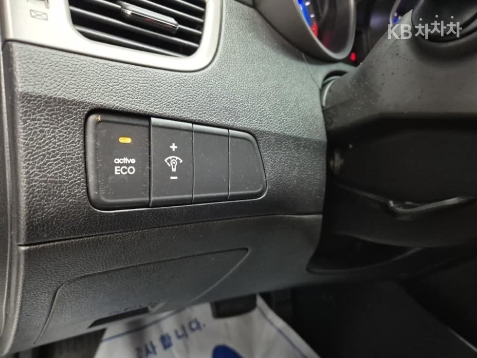 (14N6001)Hyundai AvanteMDM16 GDi LUXURY - 16