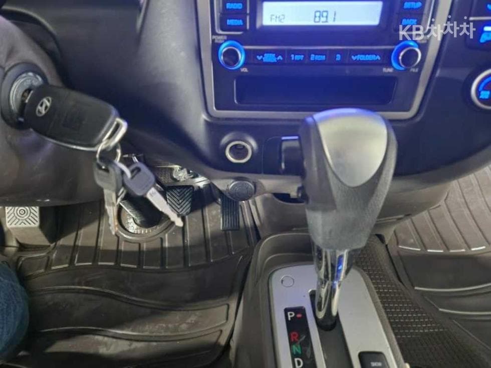Hyundai Porter 2Extra Long Double Cab CRDi Smart - 16