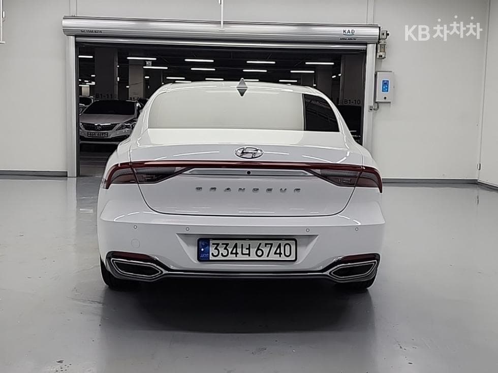 Hyundai The New Granger 2.5 Premium Choice - Image 3