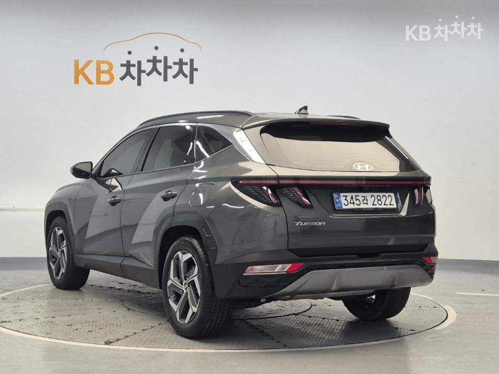 Hyundai The All New Tucson (NX4) Gasoline 1.6T 2WD Inspiration - Image 2