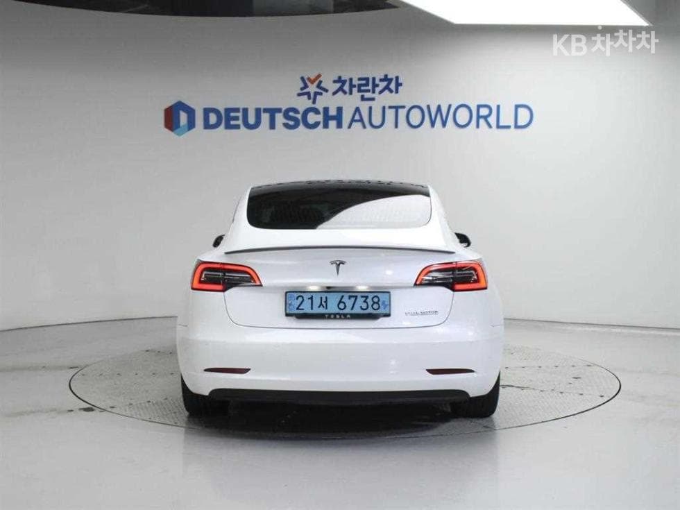 테슬라 Model 3 Performance. - Image 4