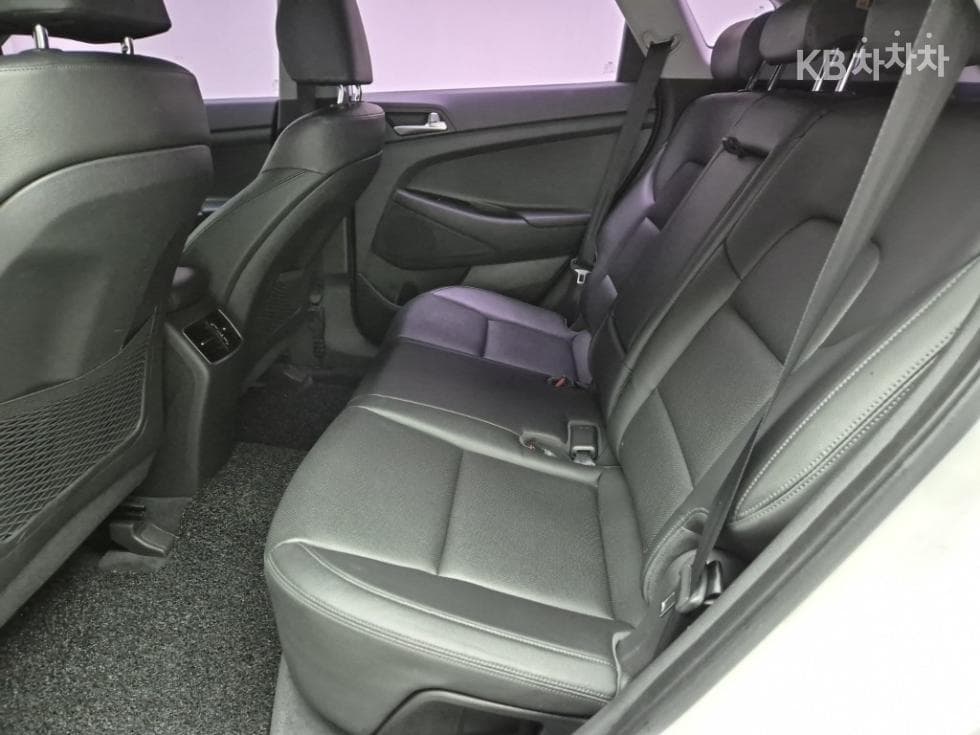 Хюндай All New ТуксонДизел(e-VGT UⅡ)1.7 2WD Modern - 12