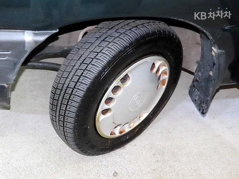Kia Pride / Rio5DR 1.3 CD - 17
