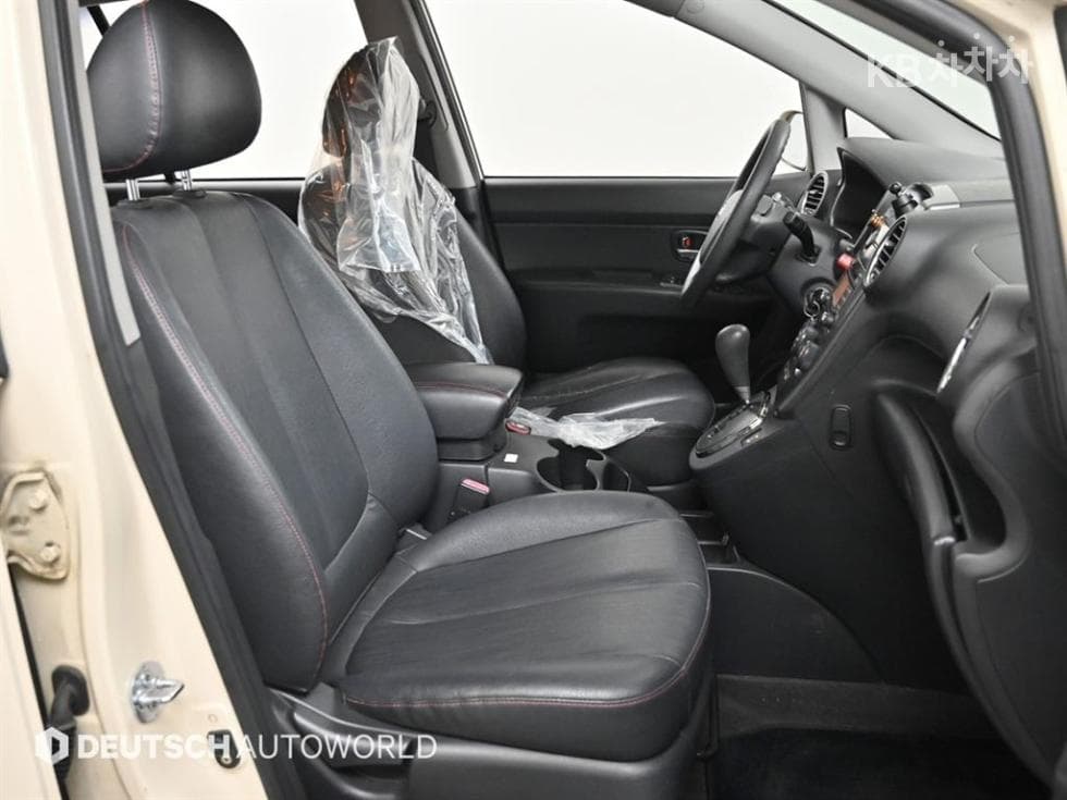 (35no3237)Kia New Karens 2.0 LPI GX Advanced - 10