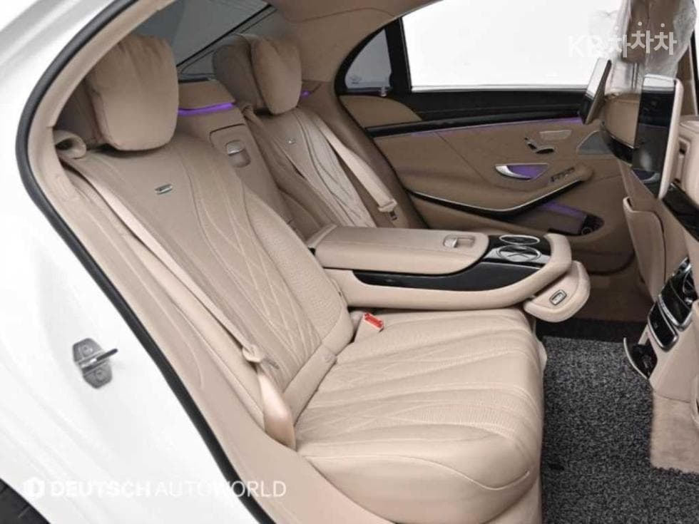 (313로3457)Mercedes-Benz New S-ClassS63 AMG 4MATIC+ - 12