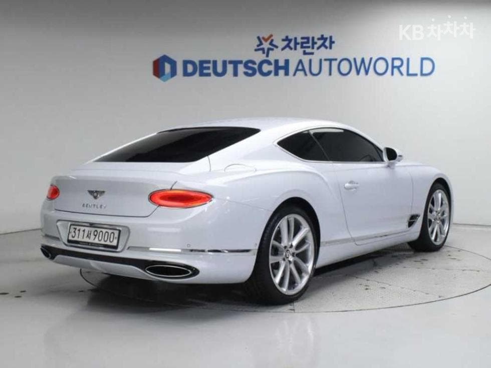 Bentley Continental GT 3rd Generation 6.0 GT - Image 2