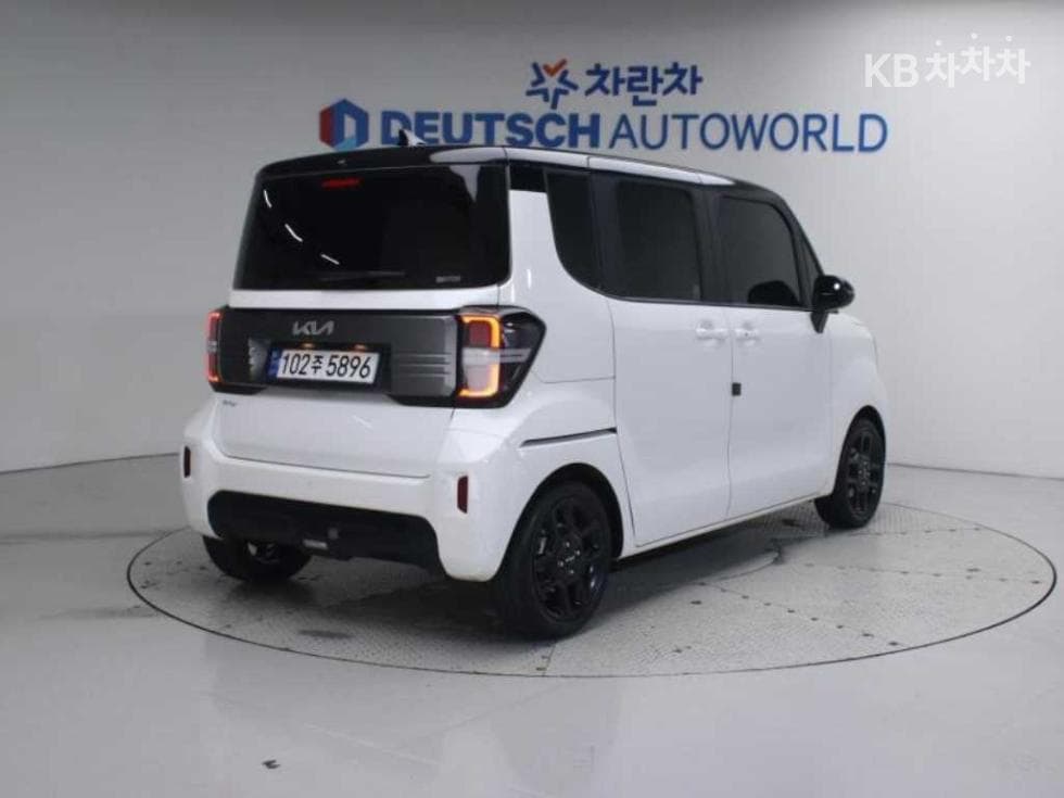 Kia The New Kia Ray 1.0 Gasoline Gravity - Image 2