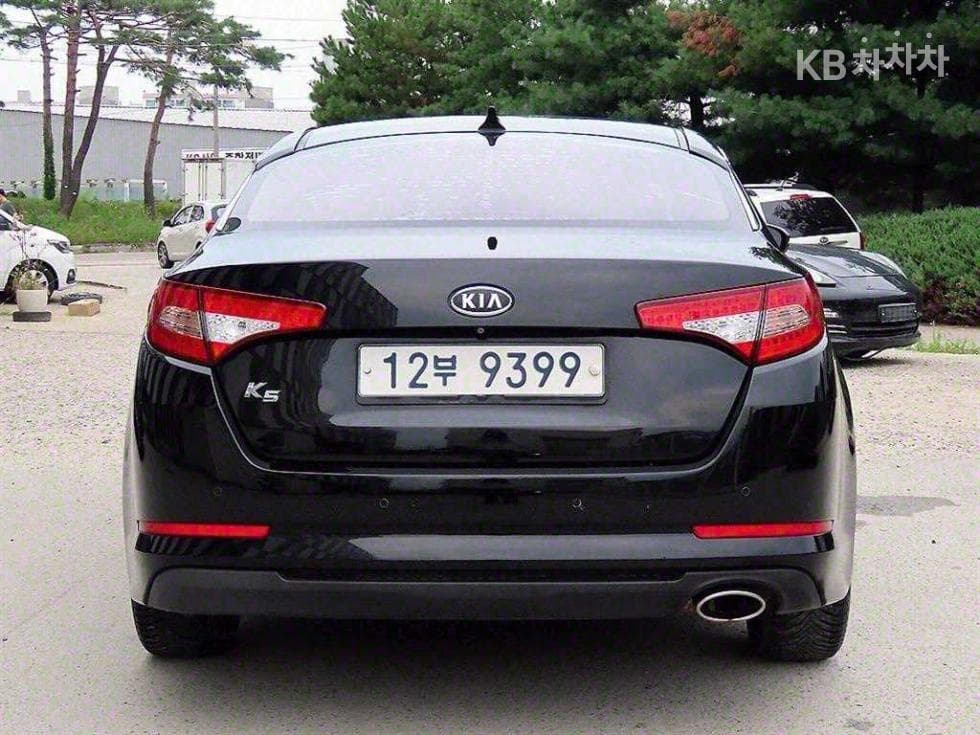 Kia K5 2.0 LPI Prestige - Image 4