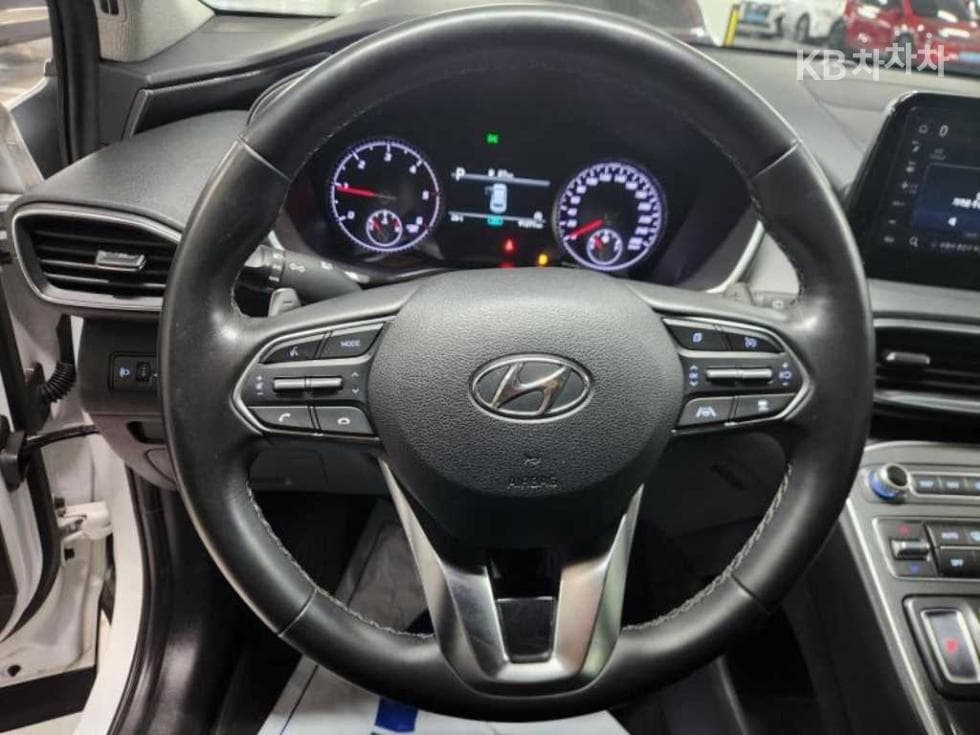 Хюндай The New (фейслифт) Санта Фе TMДизел 2.2 2WD Престиж - 6