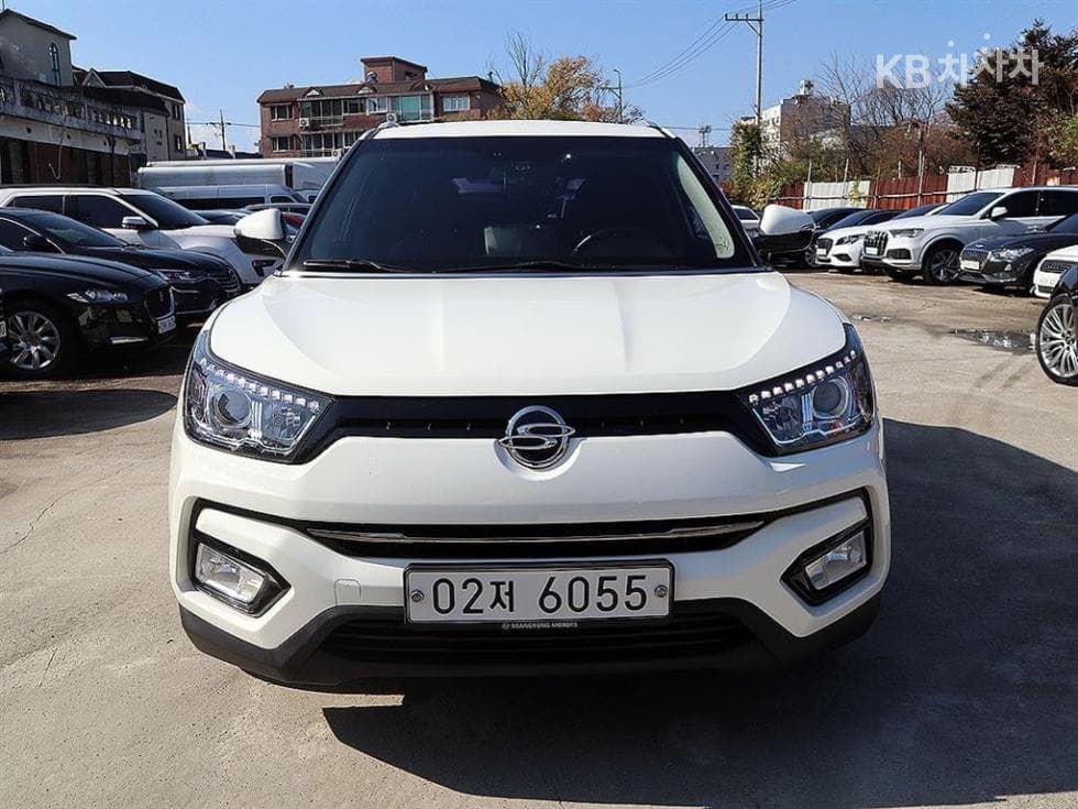 KGMobility Tivoli Armor 1.6 Petrol VX 2WD - Image 2