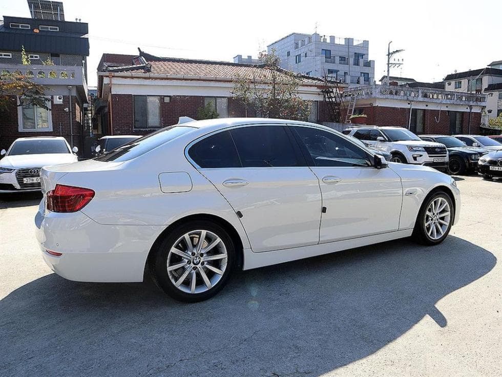 BMW New 5 Series 528i F10 (10-16 years) - Image 3