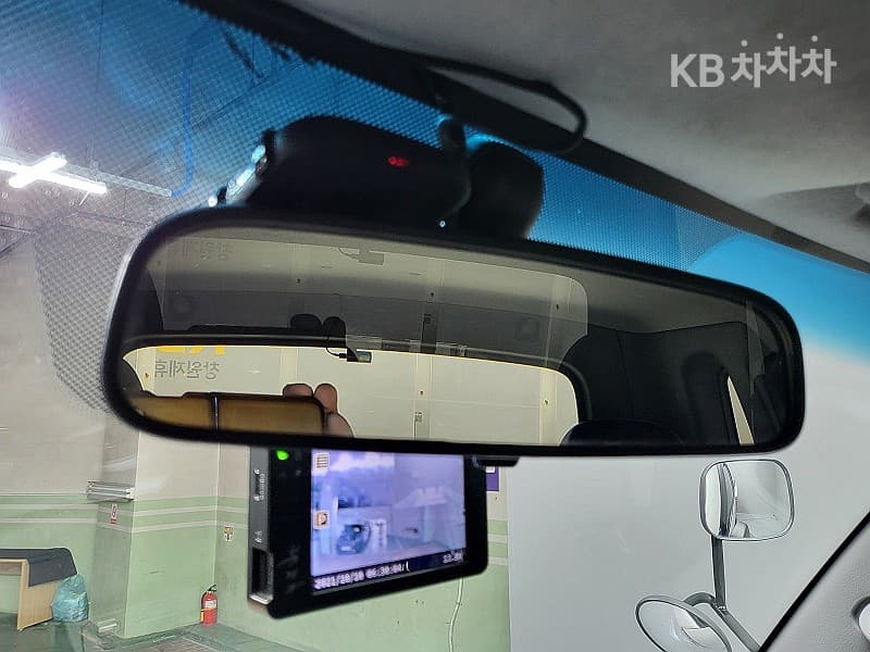 Киа The New (фейслифт) Бонго 3 (лек)와이드 파워게이트 1 тон 턴Местен타입형(2단) Королевска кабина Удължено междуосие L - 13