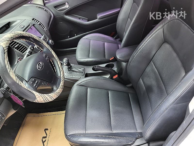 (59L4388)KIA K3Trendy - 9