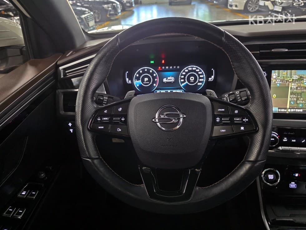 KG Mobility 뷰티플 코란도1.5 GDi Turbo 2WD C5 Plus - 11