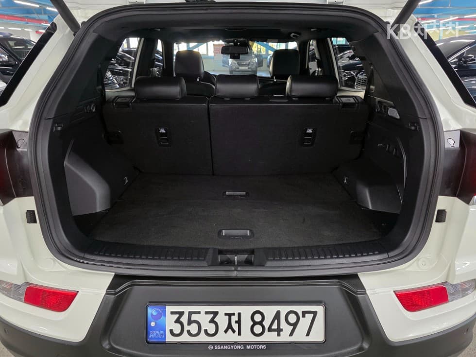 KG Mobility 뷰티플 코란도1.5 GDi Turbo 2WD C5 Plus - 10