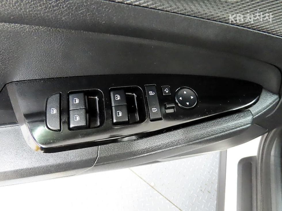 Kia The All New SportageD2.0 2WD Prestige - 11