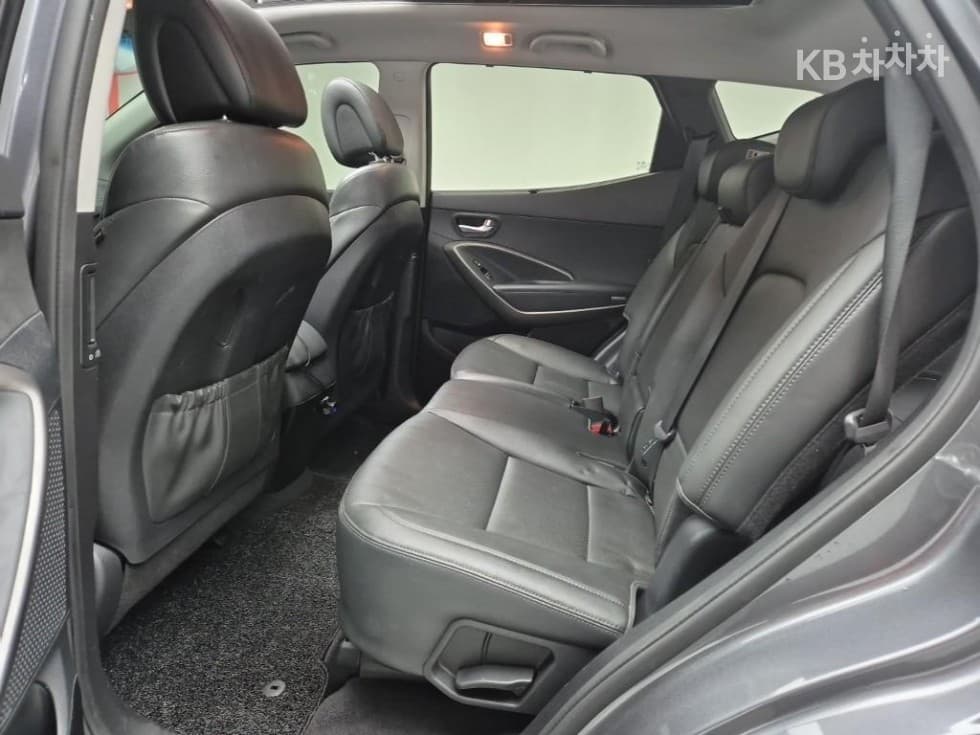 (12ger6914)Hyundai Santa Fe The Prime Diesel R2.0 2WD 5-Passenger Premium - 9