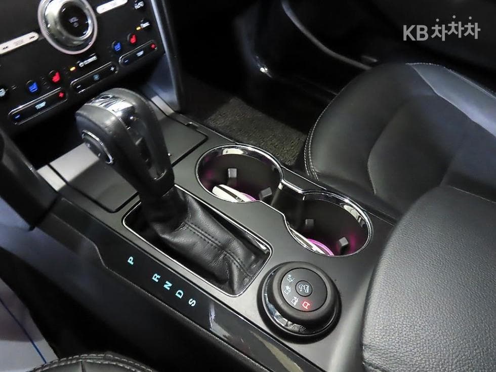 Форд Нов Експлорер2.3 EcoBoost 4x4 Limited - 12