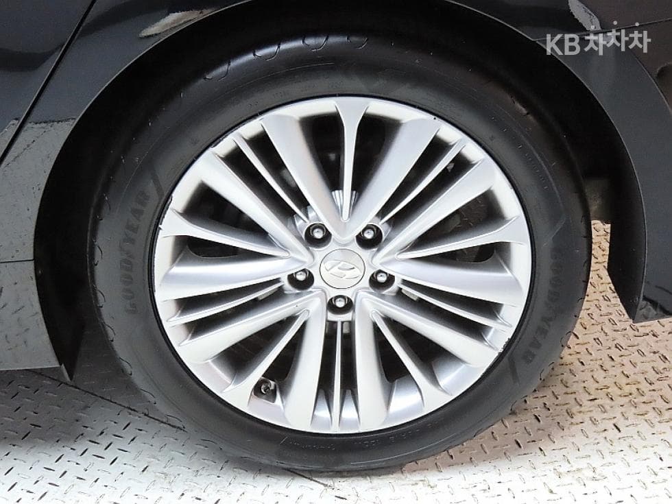 Hyundai AslanG300 Modern Basic - 20