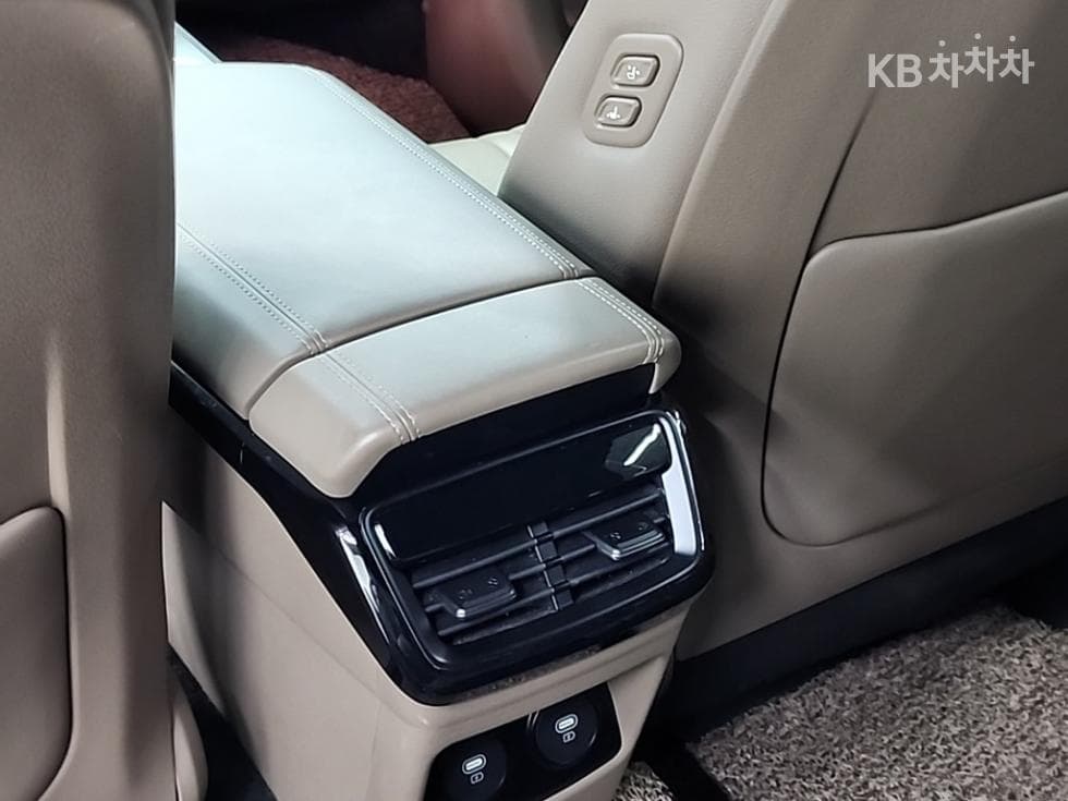 Kia K8 Hybrid1.6 Turbo Noblesse - 13