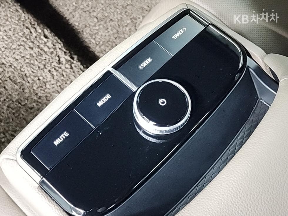 Kia K8 Hybrid1.6 Turbo Noblesse - 14