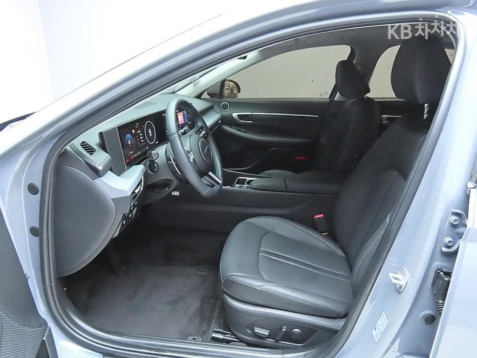 Hyundai Sonata The Edge (Sonata facelift) Hybrid(DN8)2.0 HEV Exclusive - 10