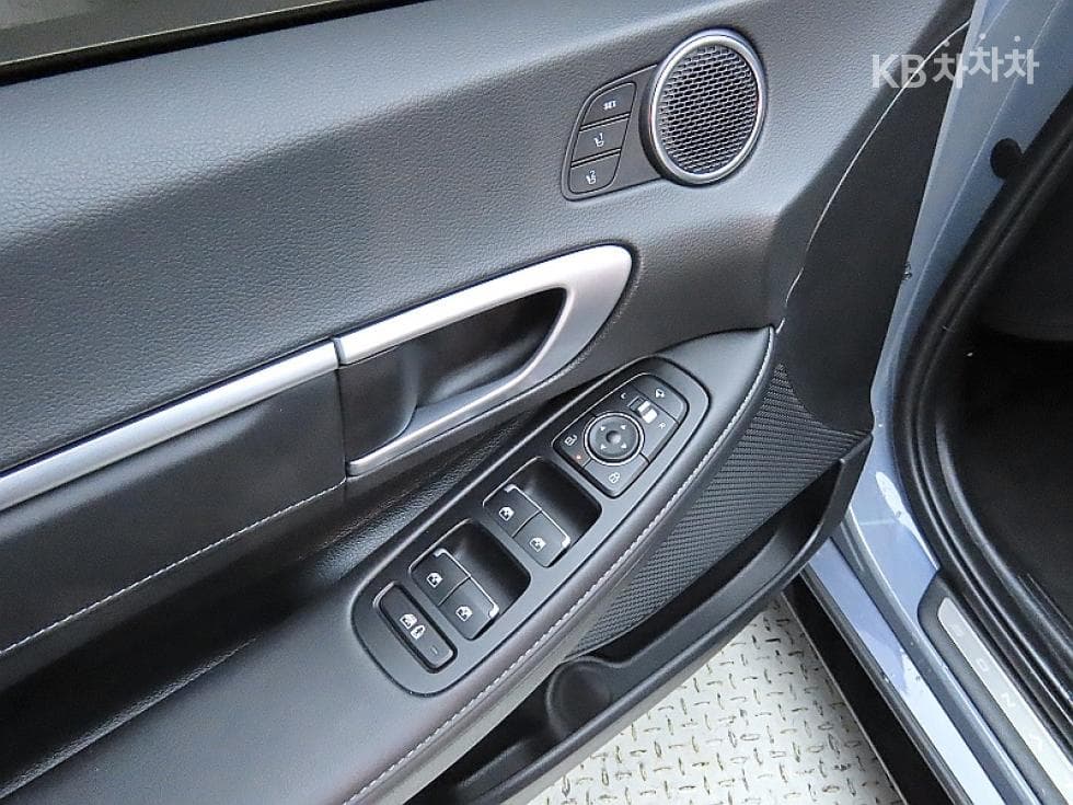 Hyundai Sonata The Edge (Sonata facelift) Hybrid(DN8)2.0 HEV Exclusive - 13