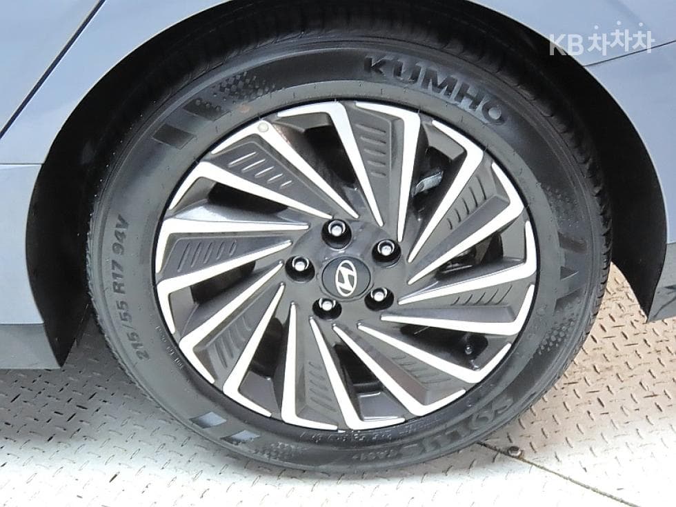 Hyundai Sonata The Edge (Sonata facelift) Hybrid(DN8)2.0 HEV Exclusive - 20