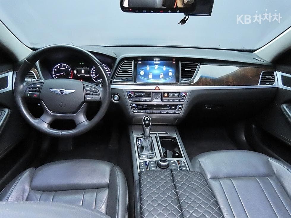 Hyundai GenesisDHG330 Premium AWD - 6