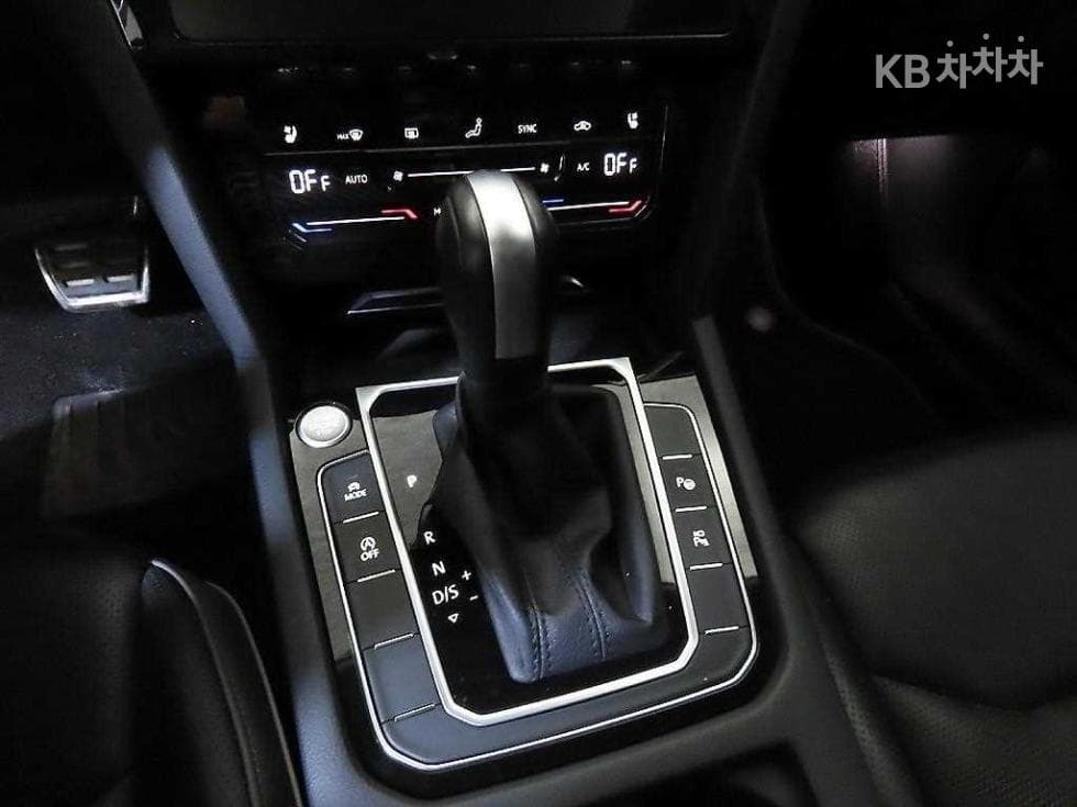 Volkswagen Arteon2.0 Turbo Diesel Injection Prestige - 12