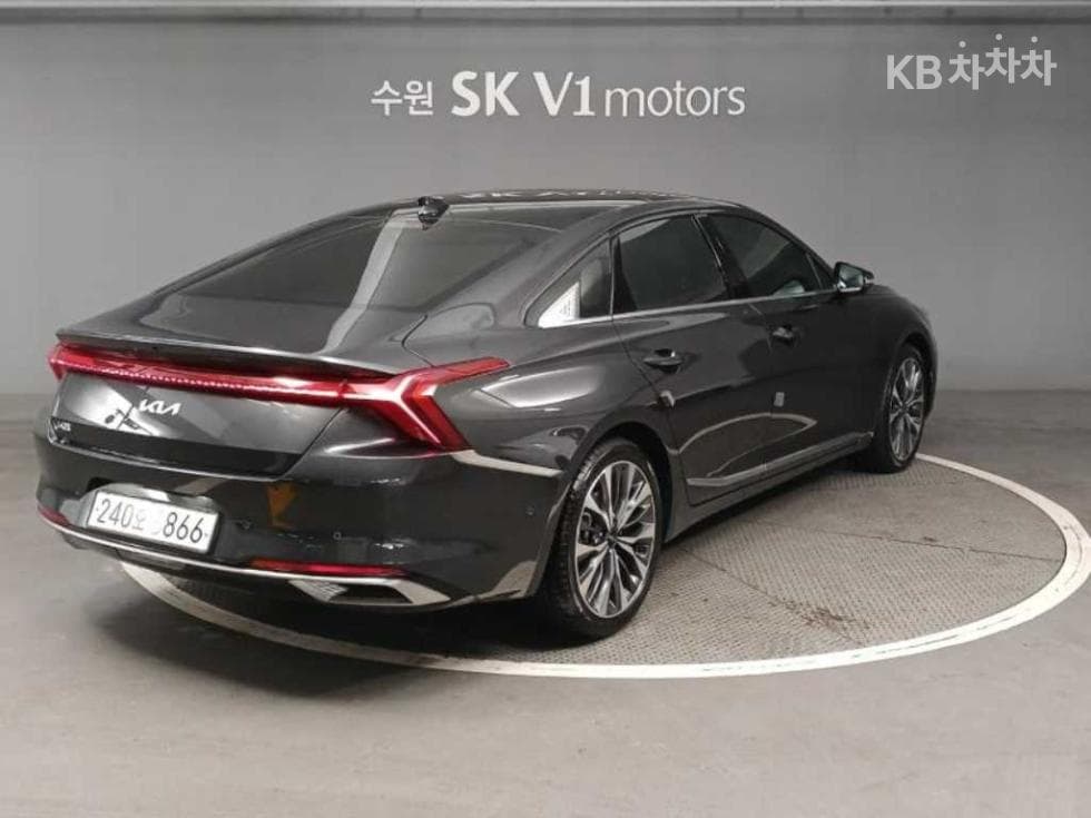 Kia K82.5L gasoline Signature - 4