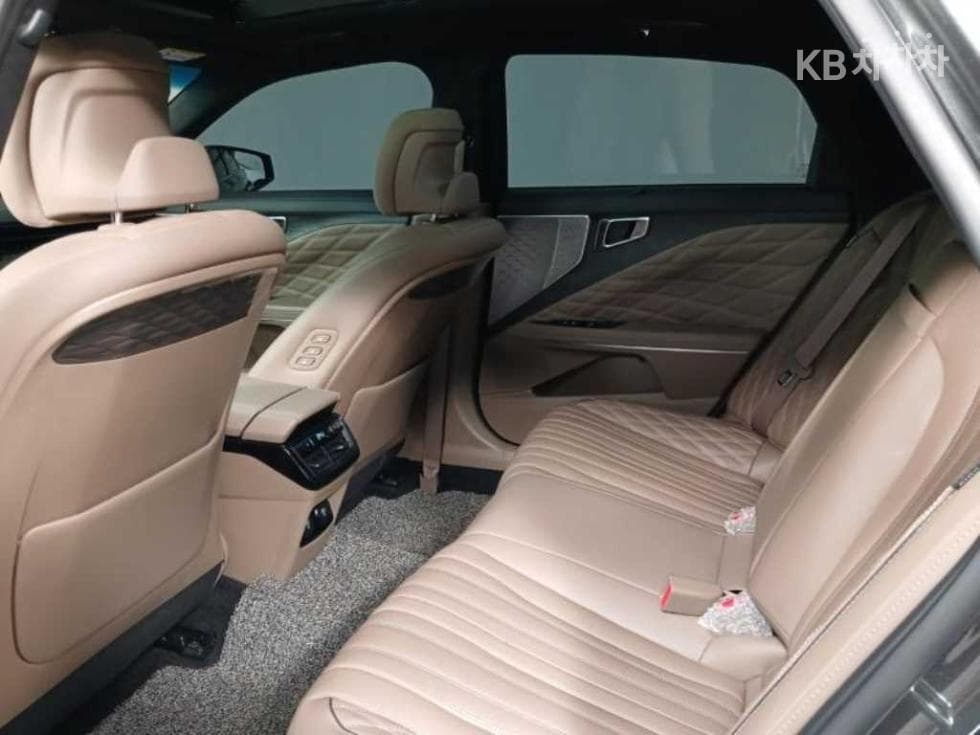 Kia K82.5L gasoline Signature - 8