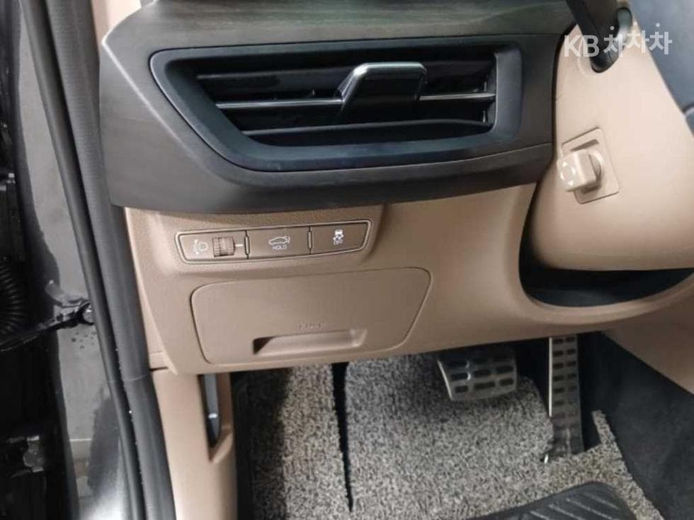 Kia K82.5L gasoline Signature - 12