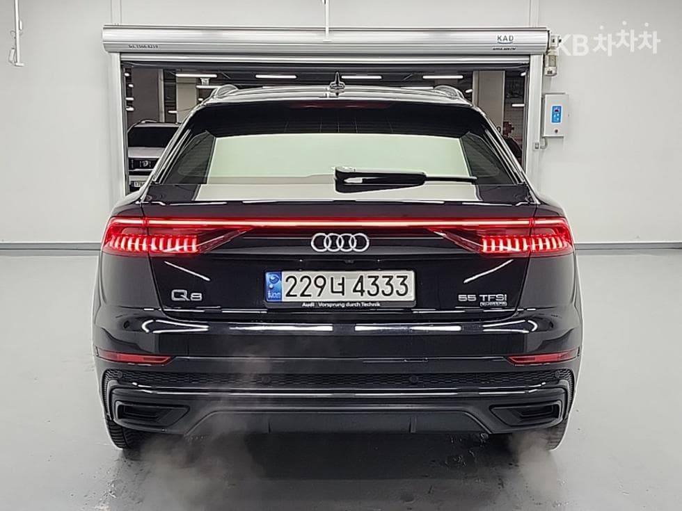 Ауди Q83.0 55 TFSI Quattro Premium - 3