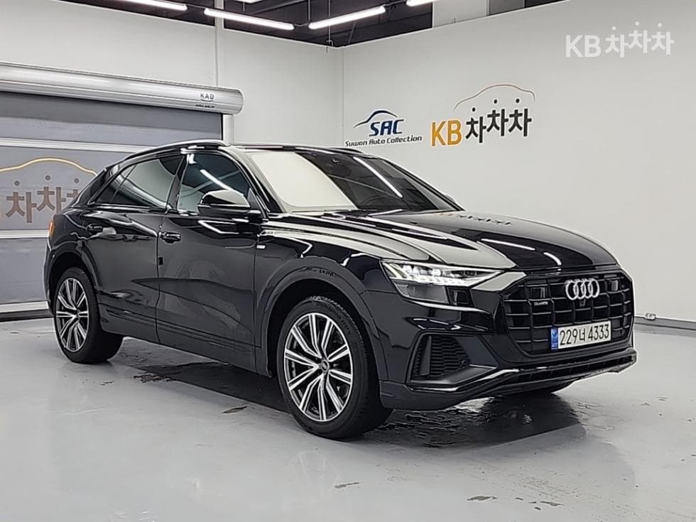 Ауди Q83.0 55 TFSI Quattro Premium - 4